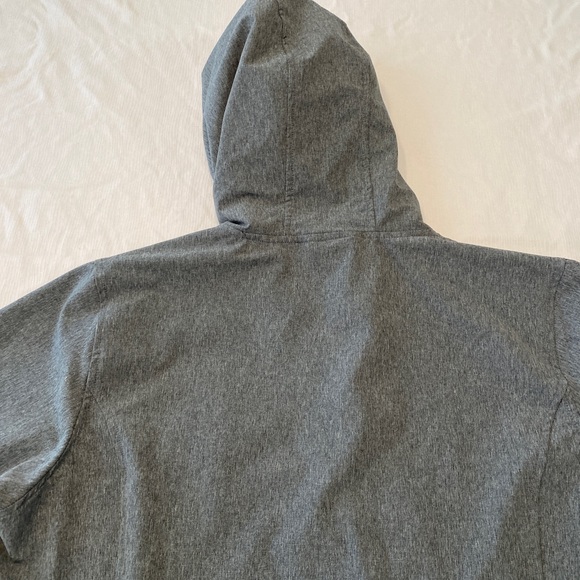 Columbia Miller Peak Softshell Rain Jacket - Picture 12 of 16